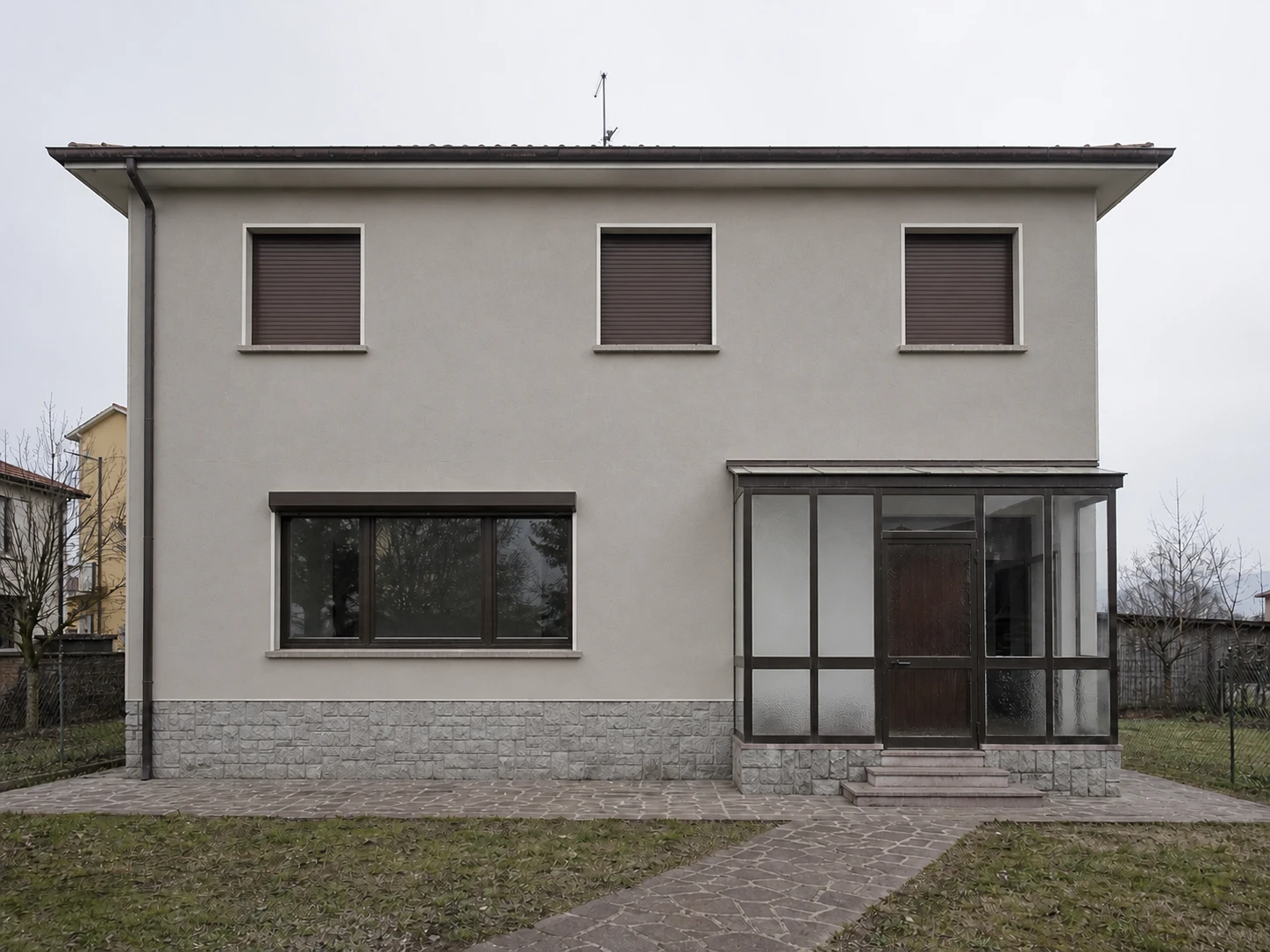 La stessa casa dopo l'intervento sull'involucro