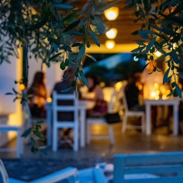 La veranda dello Shanti Home Restaurant a Vieste