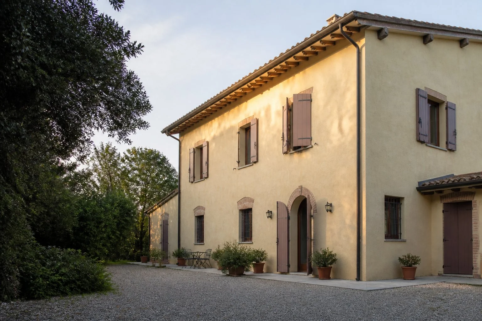 Casale ristrutturato nella campagna modenese